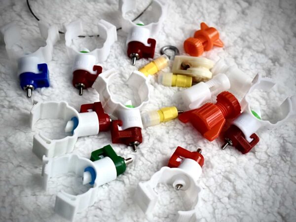 different types chicken poultry drinking waterer line for needs of different chicken farms