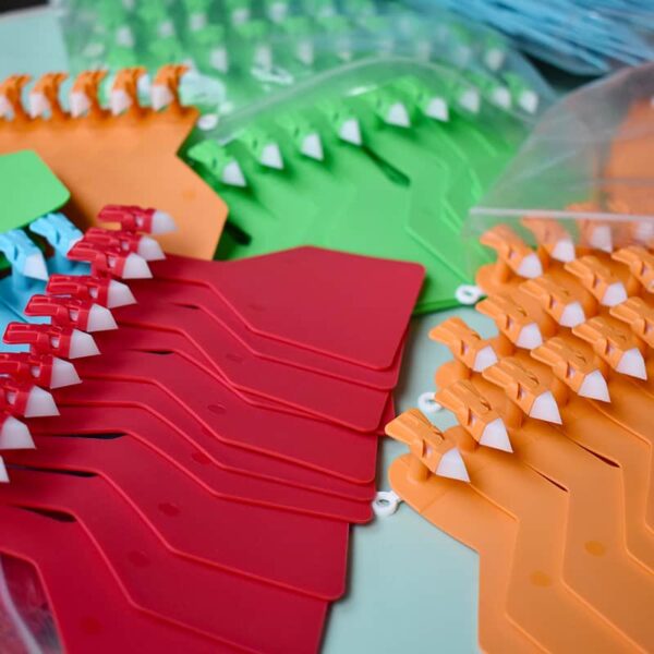 anti-uv, anti-corrosive and toxin-free healthy raw materials big size animal farm cattle ear tag