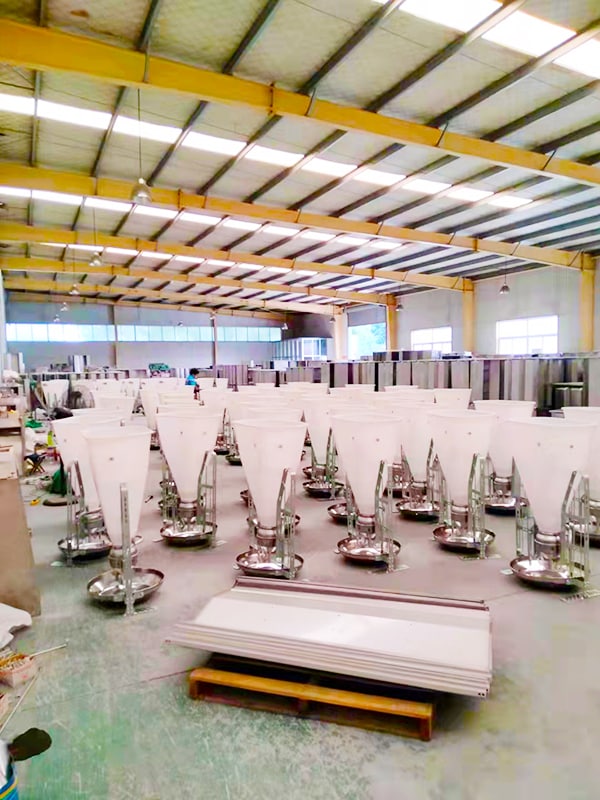artizen company pig wet and dry feeder in factory